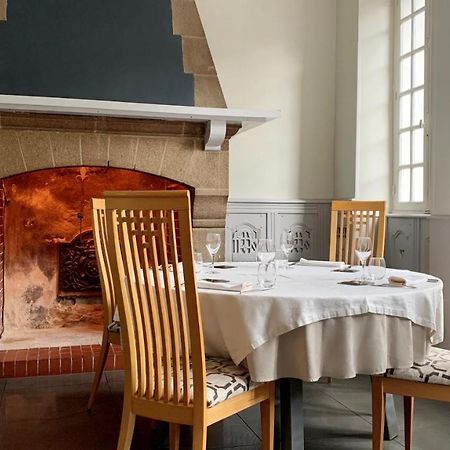Hotel De France - Restaurant L'Insolite Дуарнене Екстериор снимка