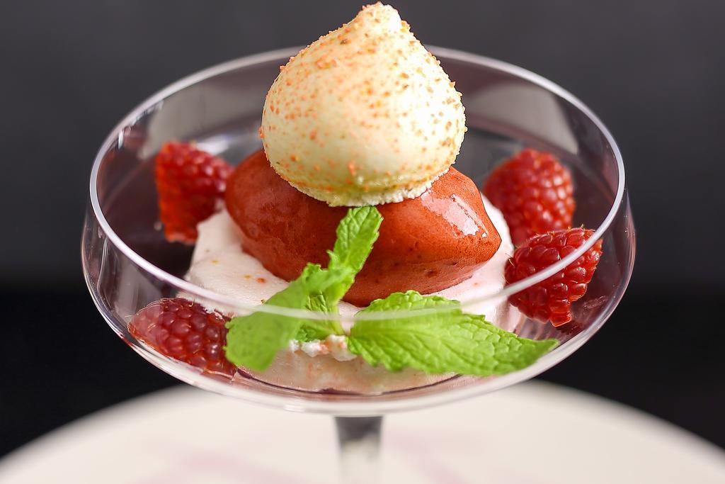 Hotel De France - Restaurant L'Insolite Дуарнене Екстериор снимка